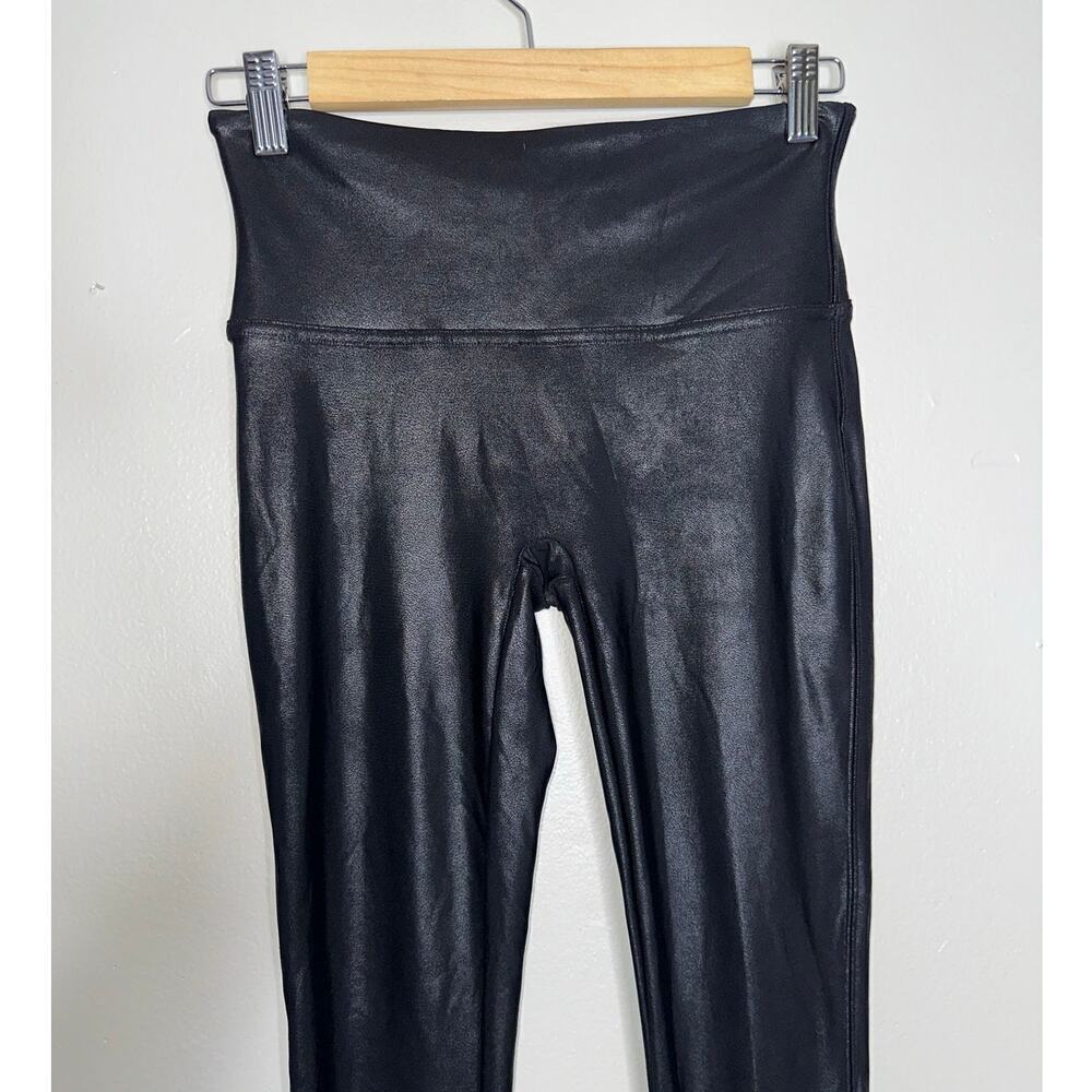 Spanx Faux Leather Leggings Black Size Medium Sculpting High-Waisted Shapewear - Picture 3 of 7